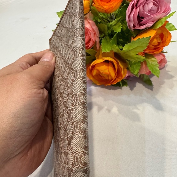 Authentic Celine bifold wallet - Picture 7 of 13